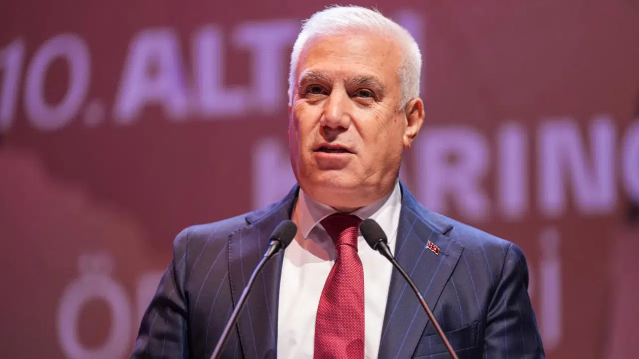 Durusma oncesi gerginlik yasandi chpli bursa belediye baskani bozbey hakim karsisina cikti benim meslegim X6QjDTtw
